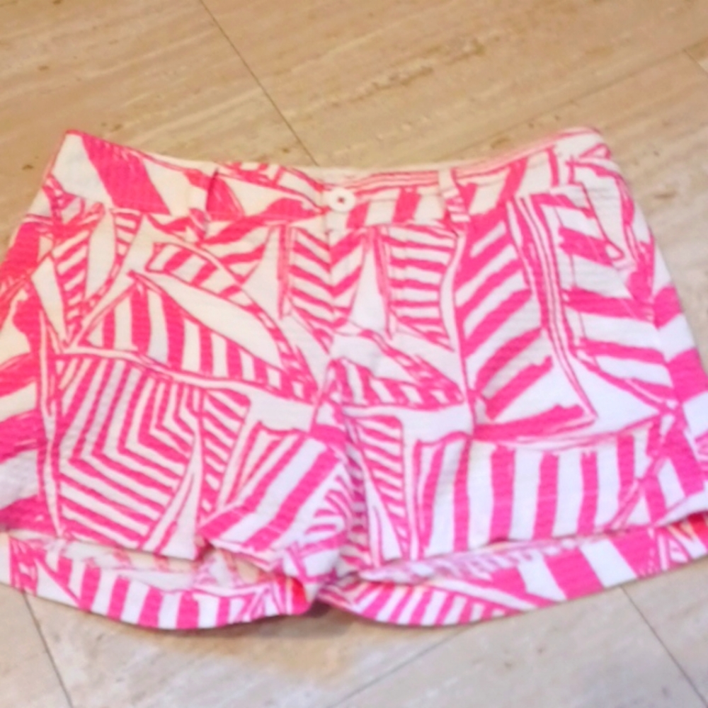 Lilly Pulitzer The Callahan Pink/White Design Print Shorts